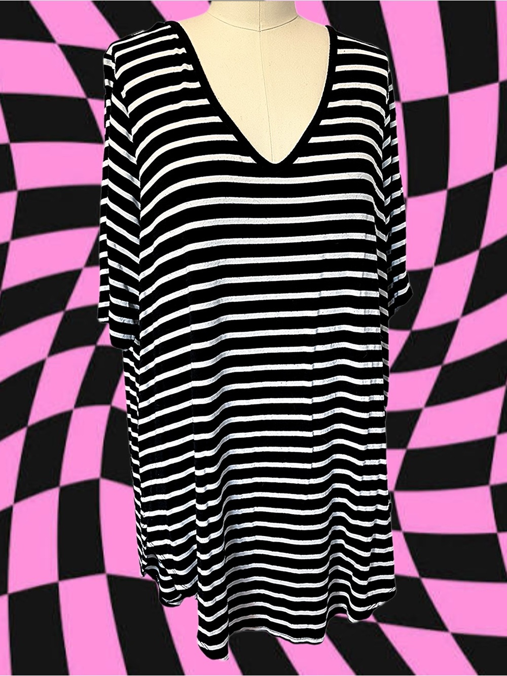 TORRID Black and White Striped V-Neck Tunic Top 3X